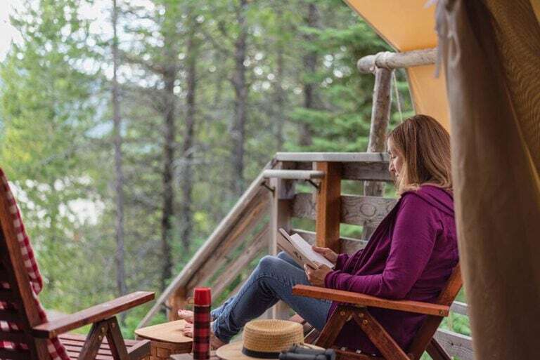 Elevate Your Autumn Home Decor: 5 Deck Design Ideas for Fall