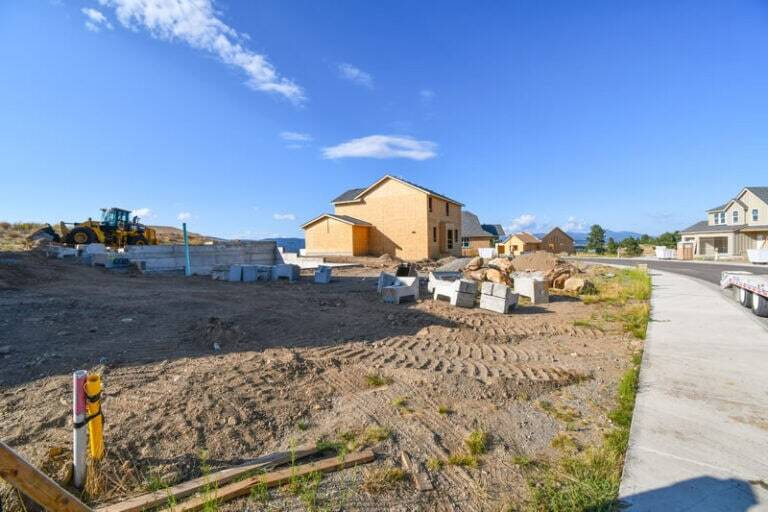 Choosing a Location for Your New Home